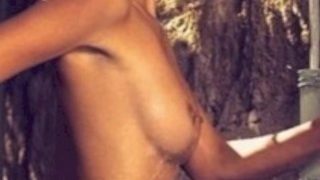 Kristen Stewart & Emma Watson NUDE!